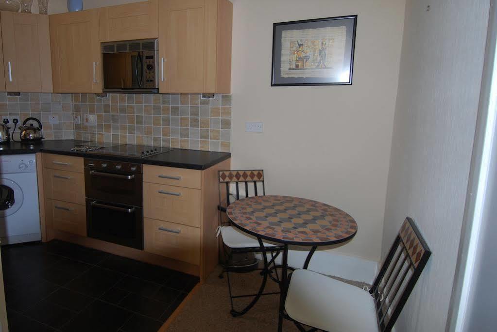 Stornoway Apartment ภายนอก รูปภาพ
